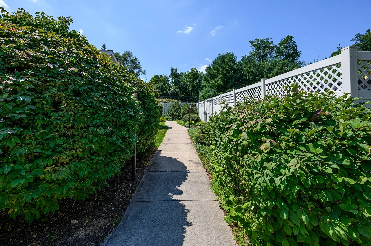 ARDEN COURTS OF FARMINGTON