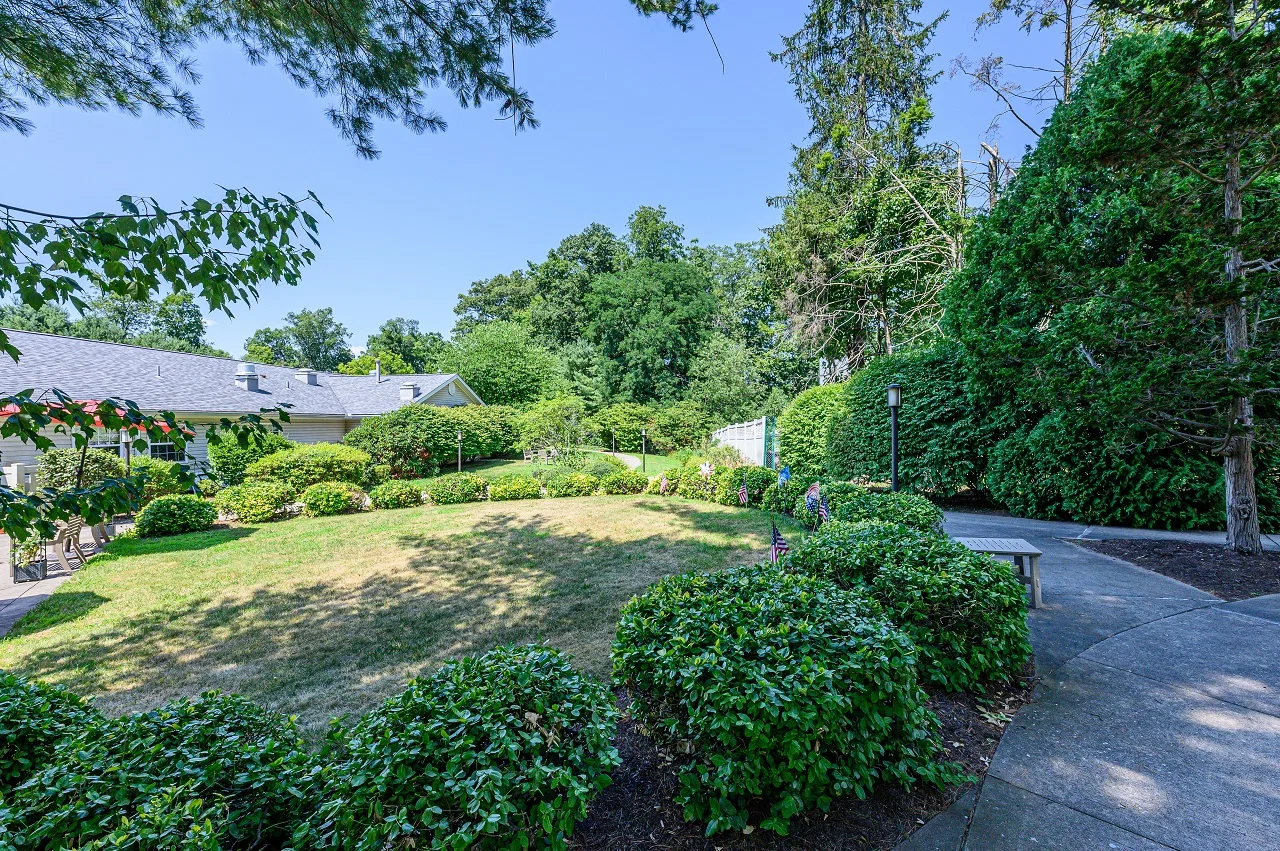 ARDEN COURTS OF FARMINGTON
