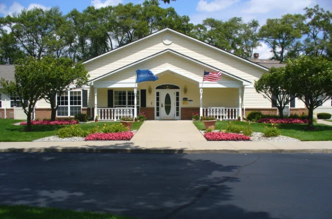 ARDEN COURTS OF STERLING HEIGHTS
