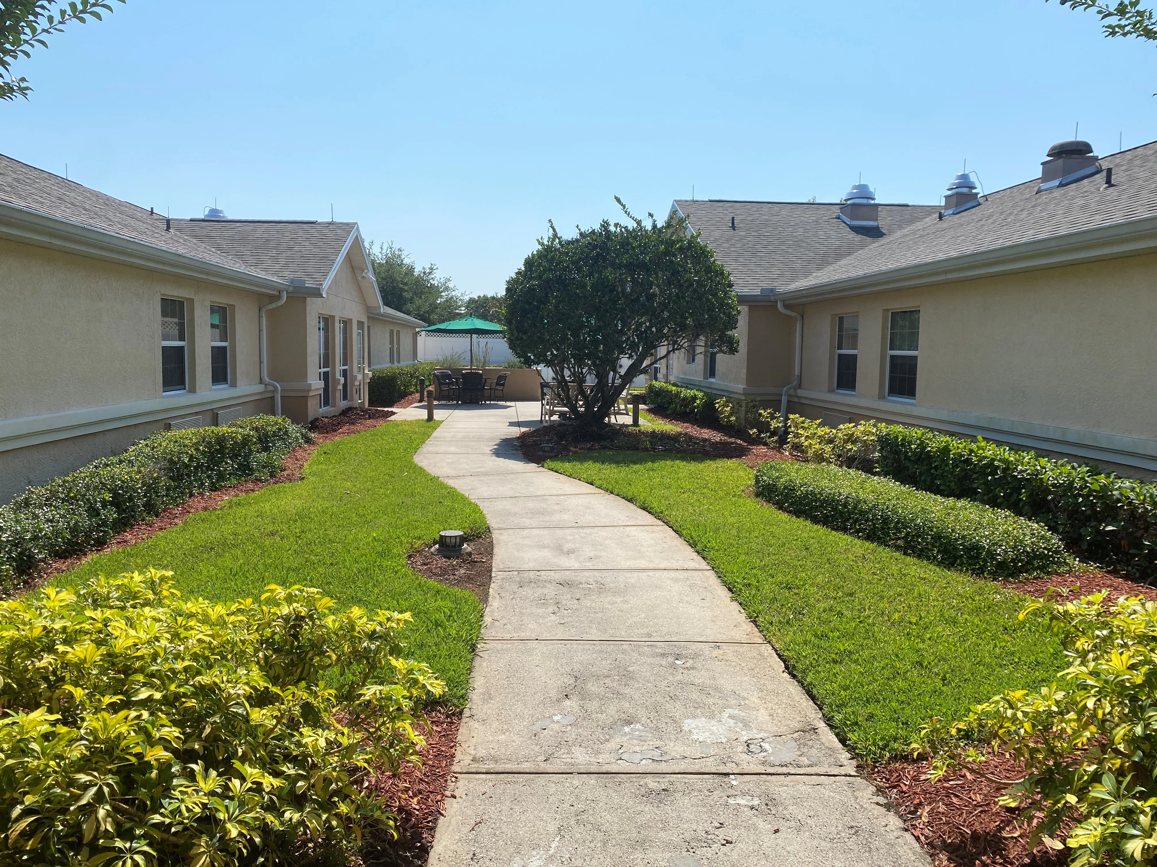 ARDEN COURTS OF WINTER SPRINGS