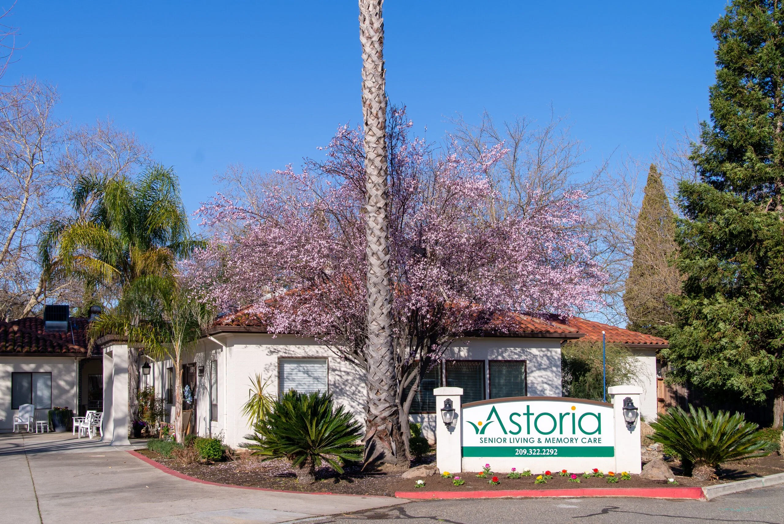 ASTORIA SENIOR LIVING – OAKDALE