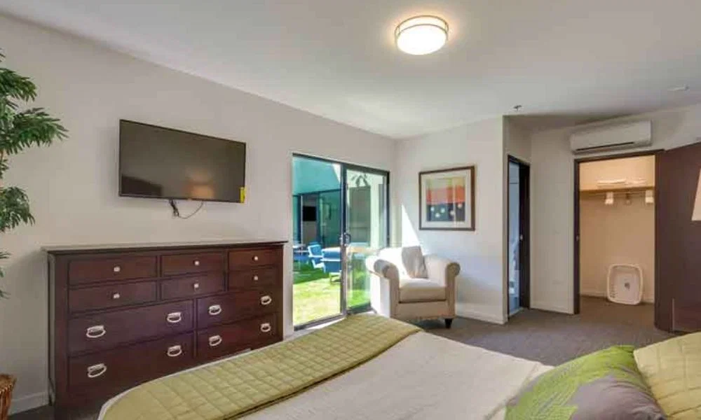 AVANTGARDE SENIOR LIVING