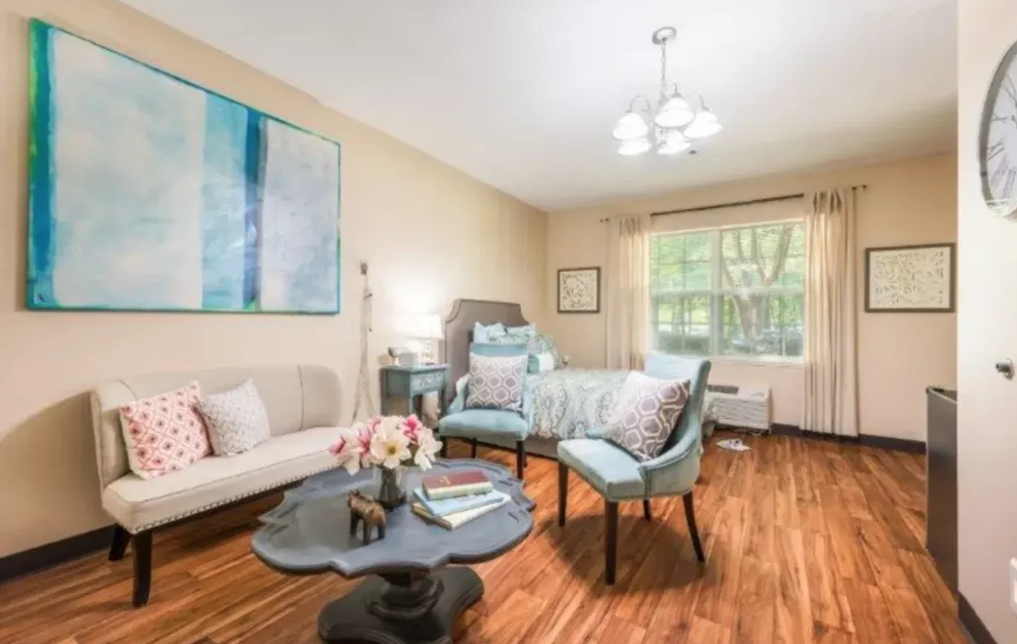 BRIAR GLEN ALZHEIMER'S SPECIAL CARE CENTER