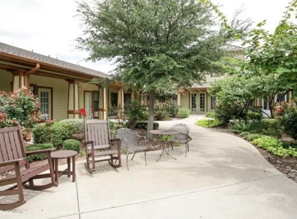 BUFFALO CREEK ASSISTED LIVING & MEMORY CARE