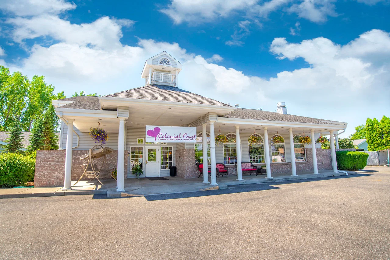 COLONIAL COURT ASSISTED LIVING