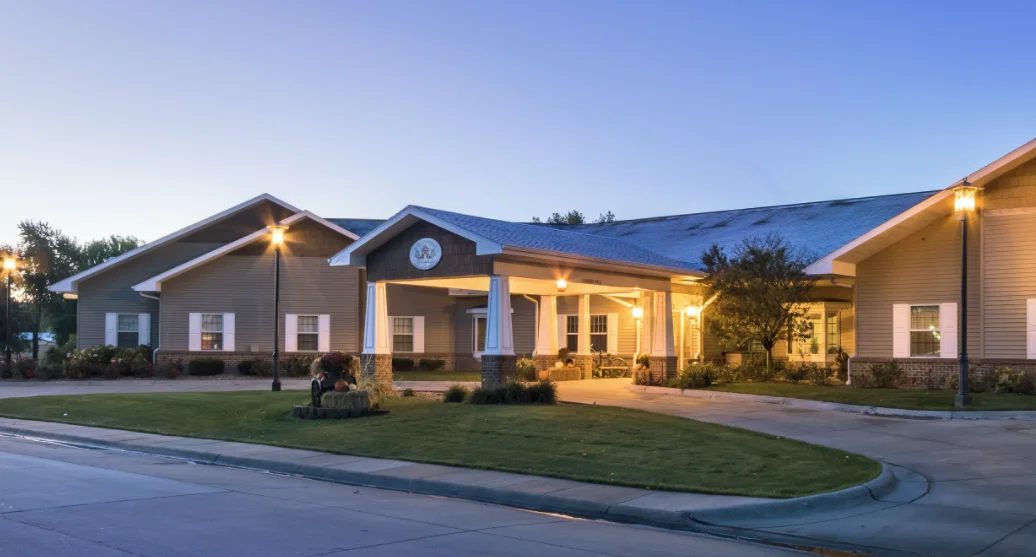 COUNTRYHOUSE – GRAND ISLAND
