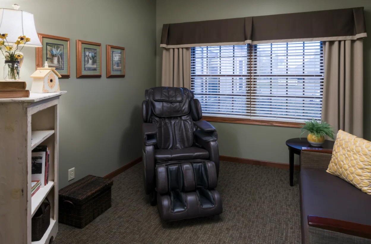 COUNTRYHOUSE – GRAND ISLAND