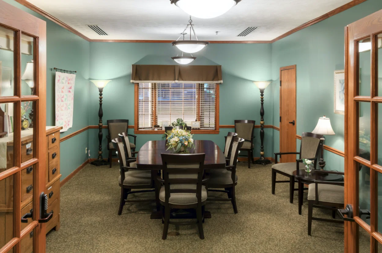COUNTRYHOUSE – GRAND ISLAND