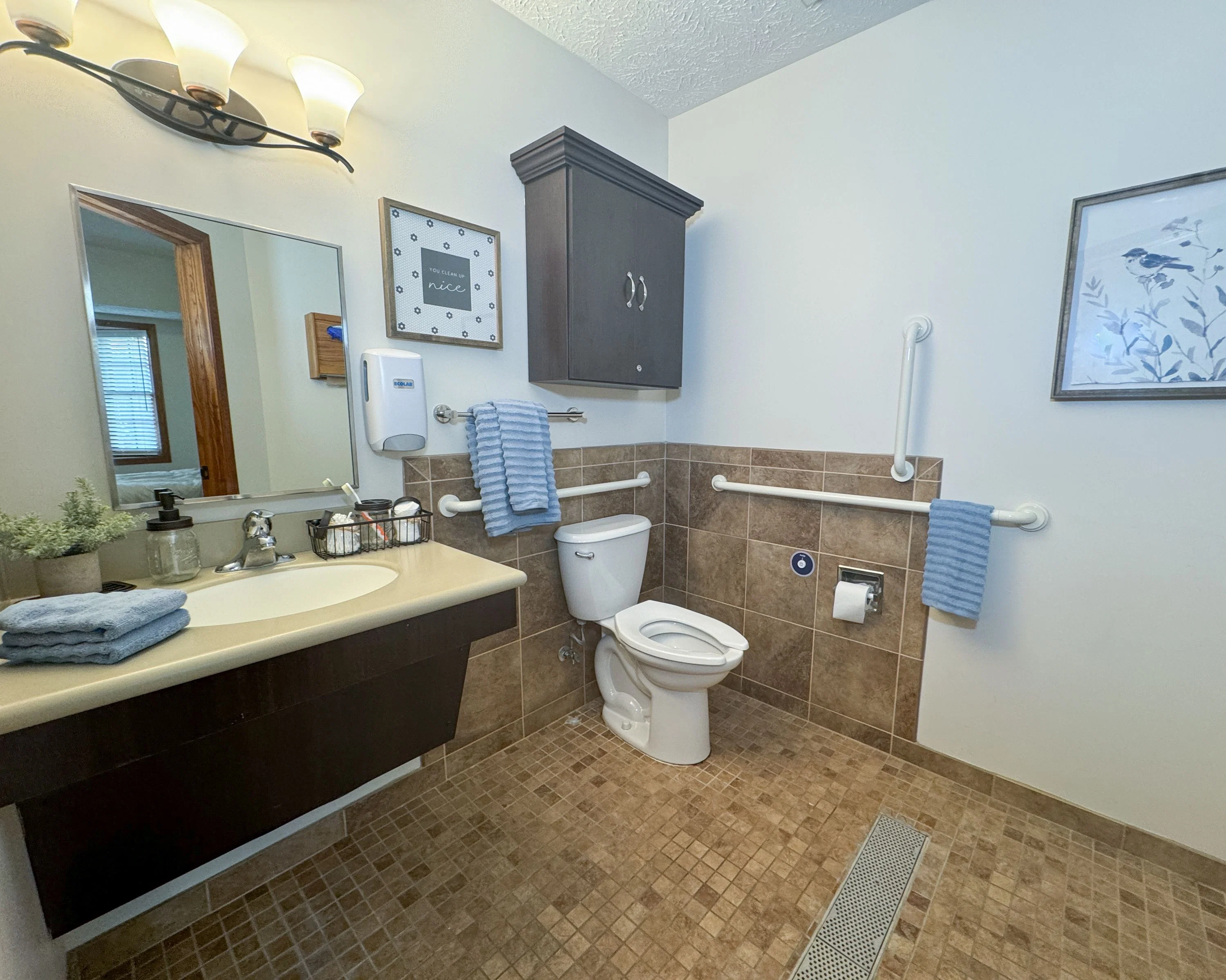 COUNTRYHOUSE – GRAND ISLAND