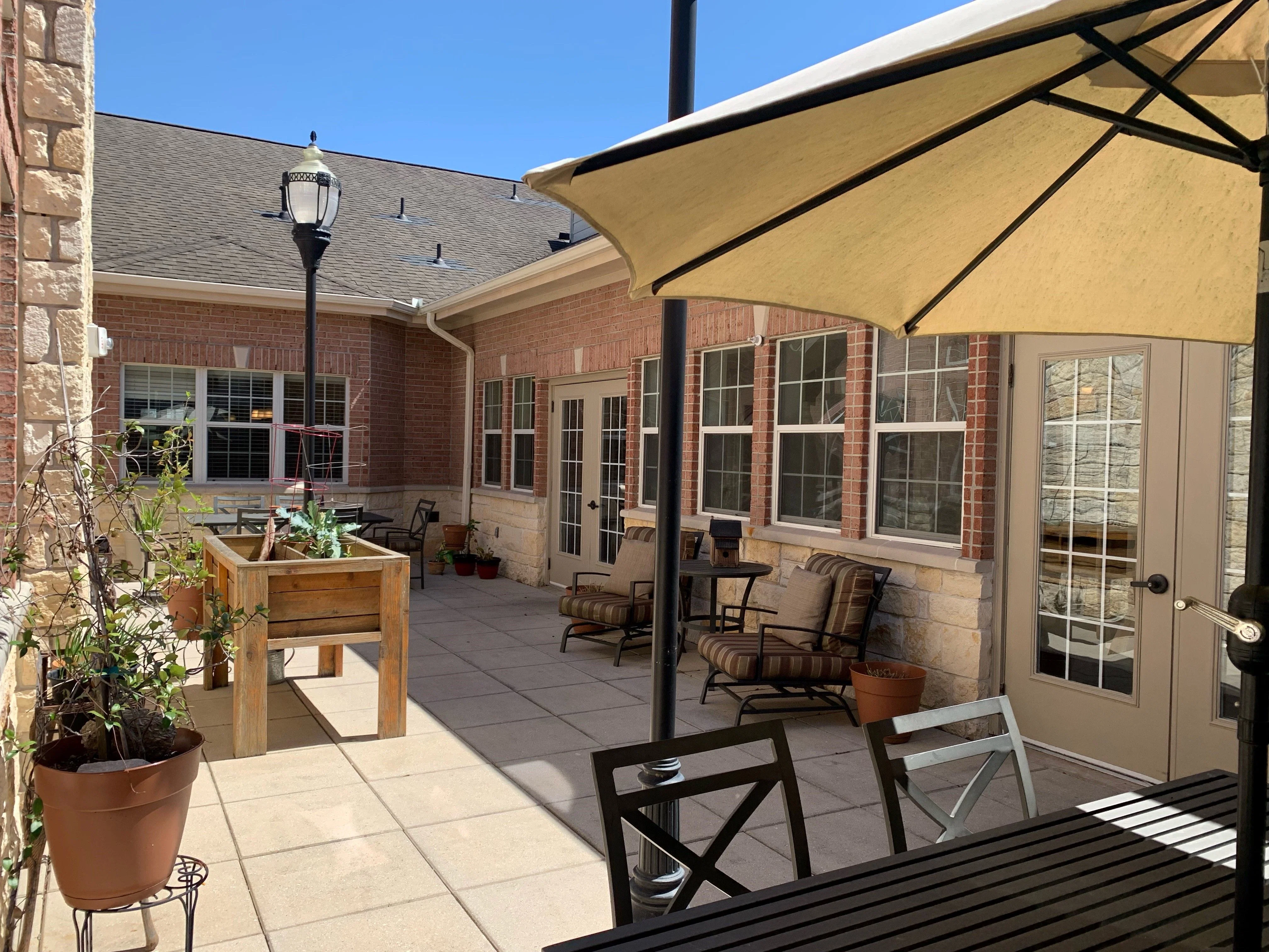 CREEKSIDE ALZHEIMER’S SPECIAL CARE CENTER