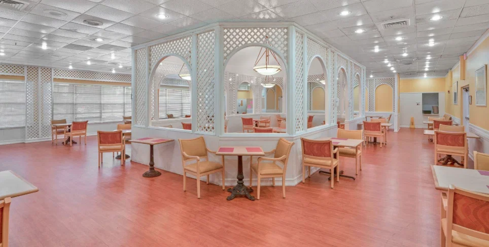 CRESTHAVEN SENIOR LIVING