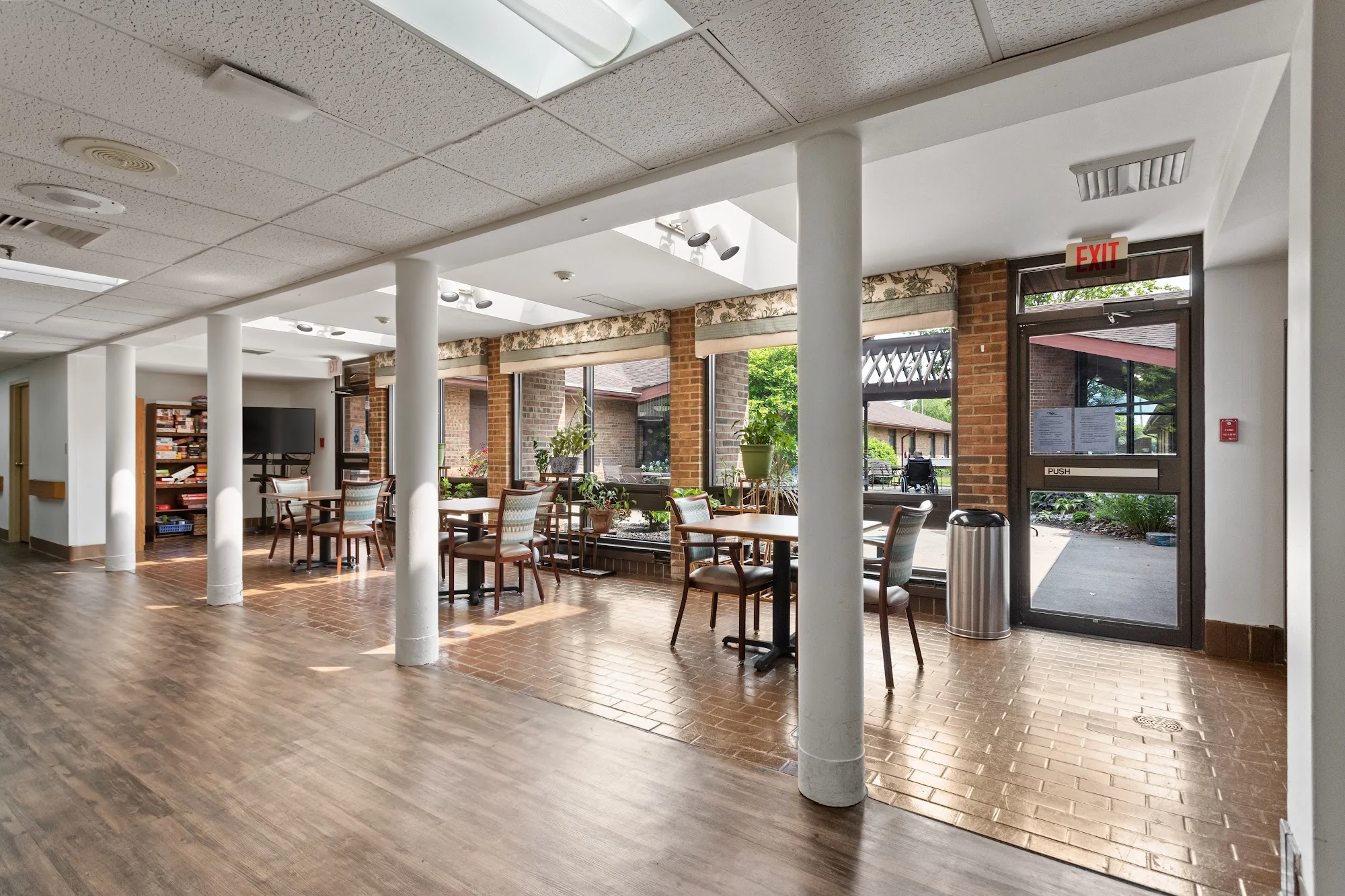 Crown Pointe Care Center