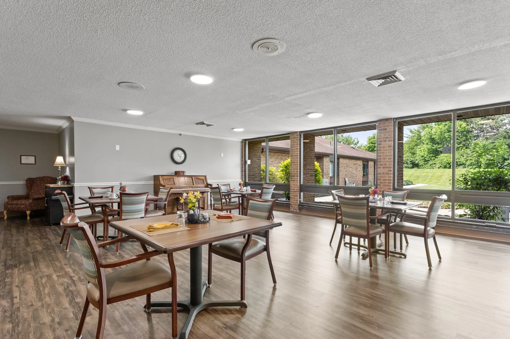 Crown Pointe Care Center