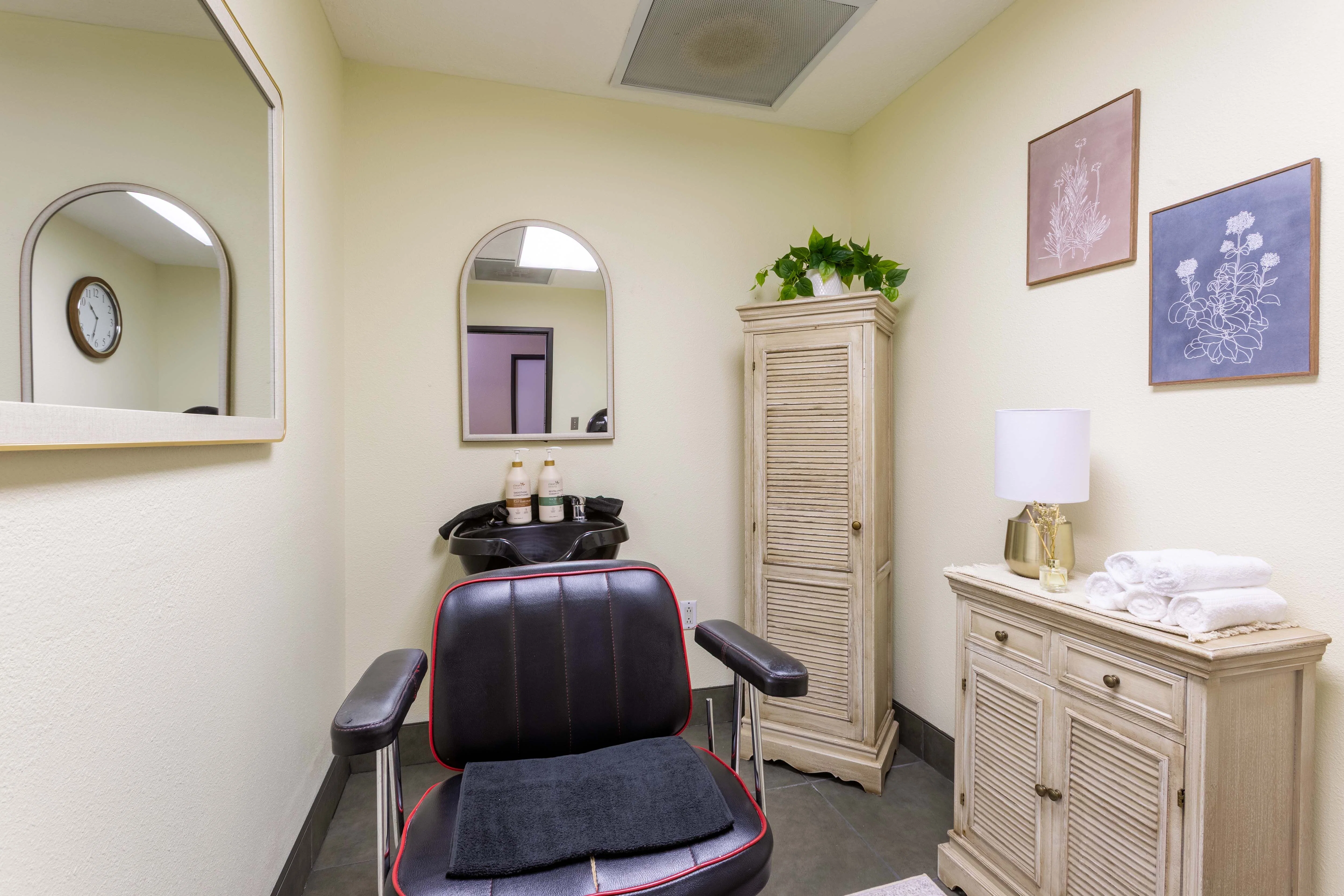 DESERT PEAKS ASSISTED LIVING AND MEMORY CARE