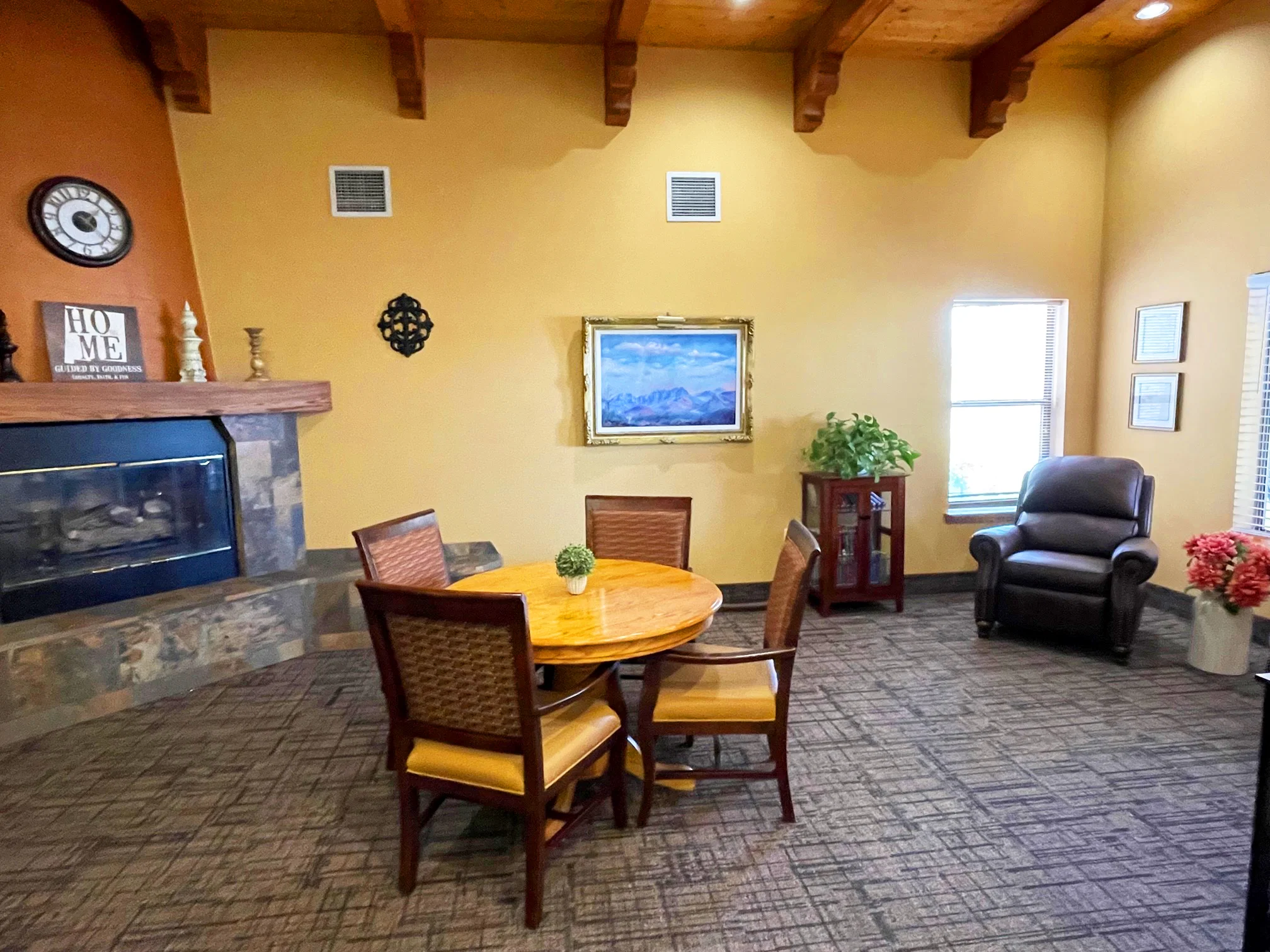 DESERT PEAKS ASSISTED LIVING AND MEMORY CARE