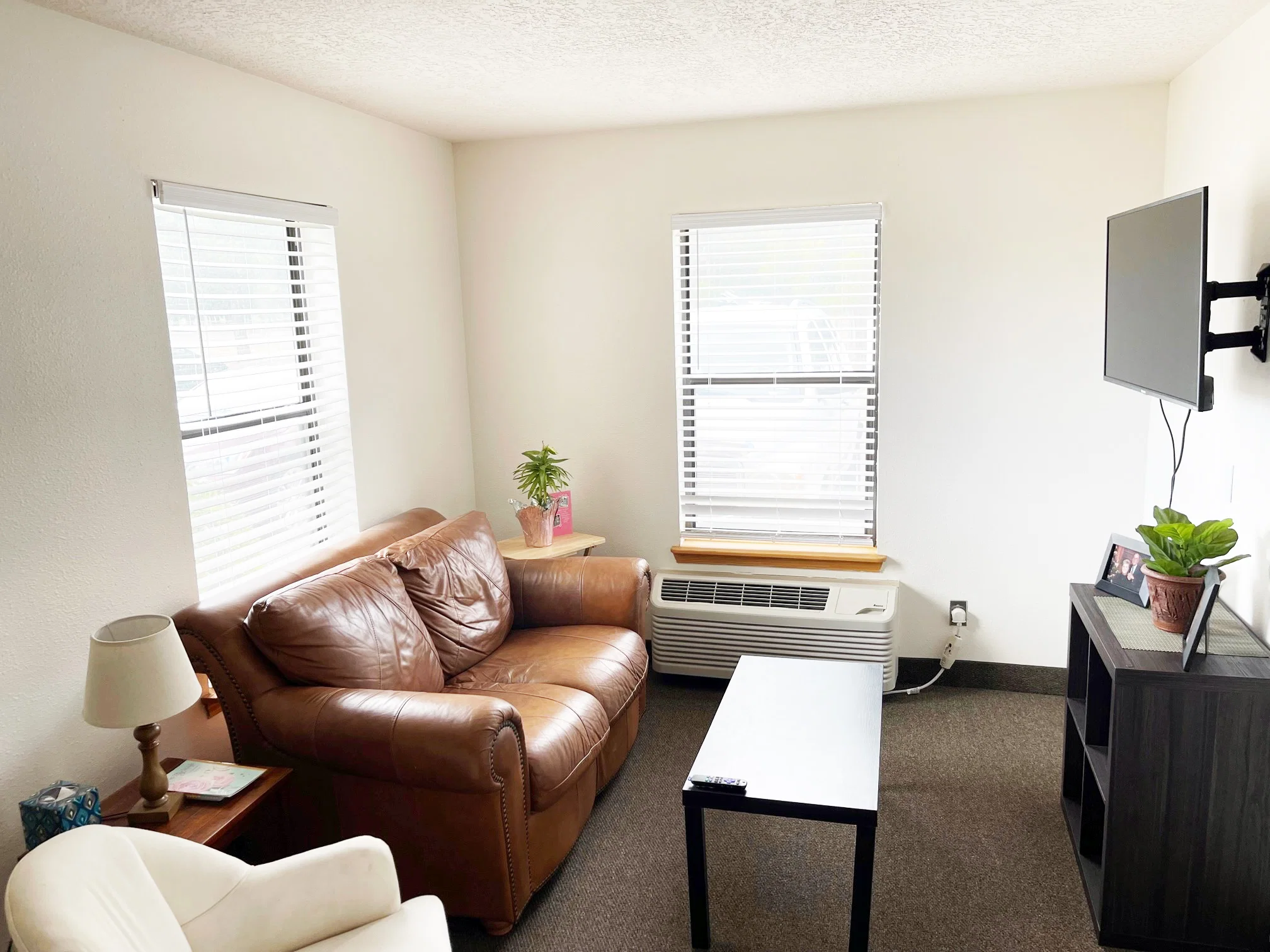 DESERT PEAKS ASSISTED LIVING AND MEMORY CARE