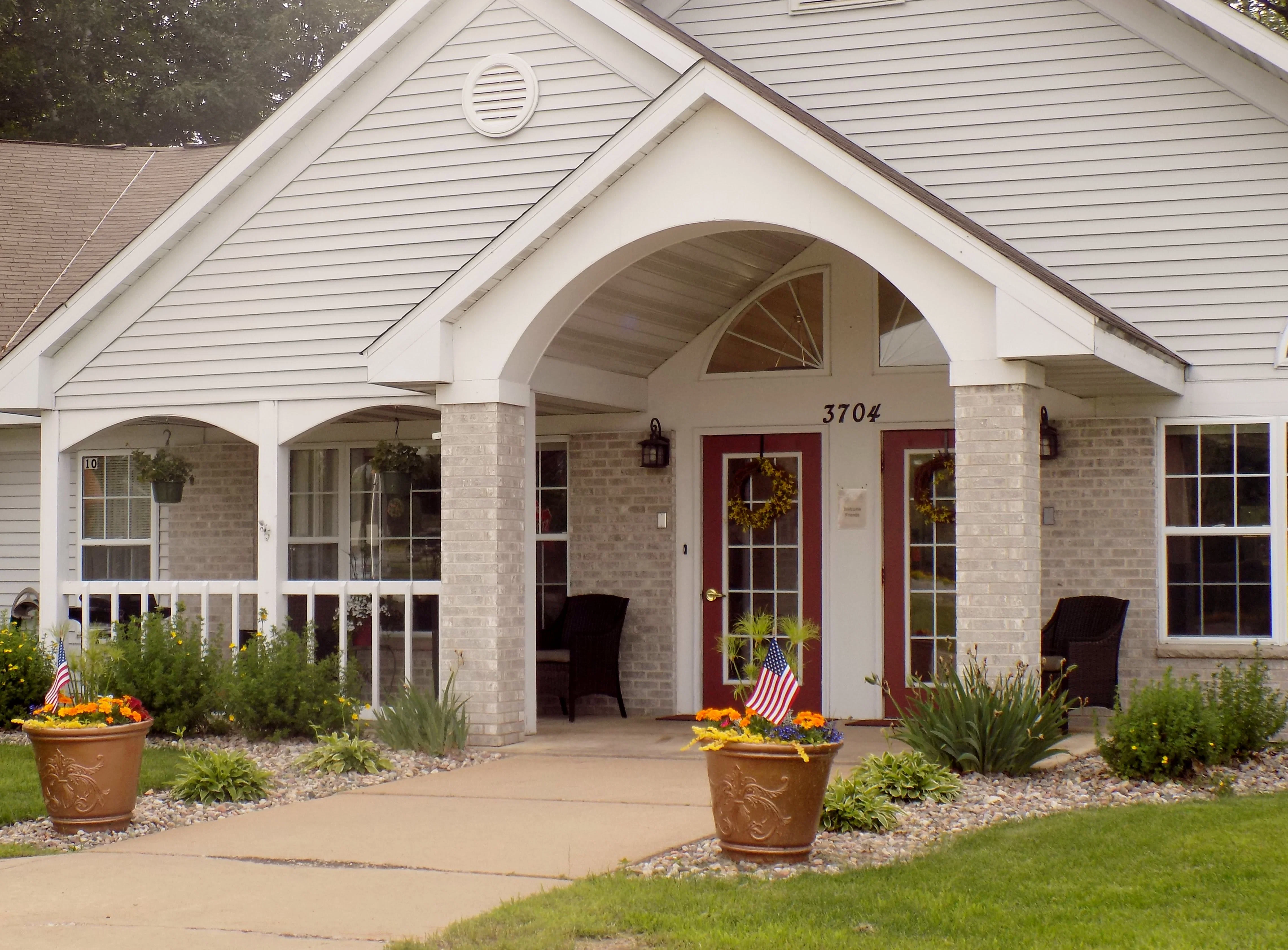 Dimensions Living Wausau