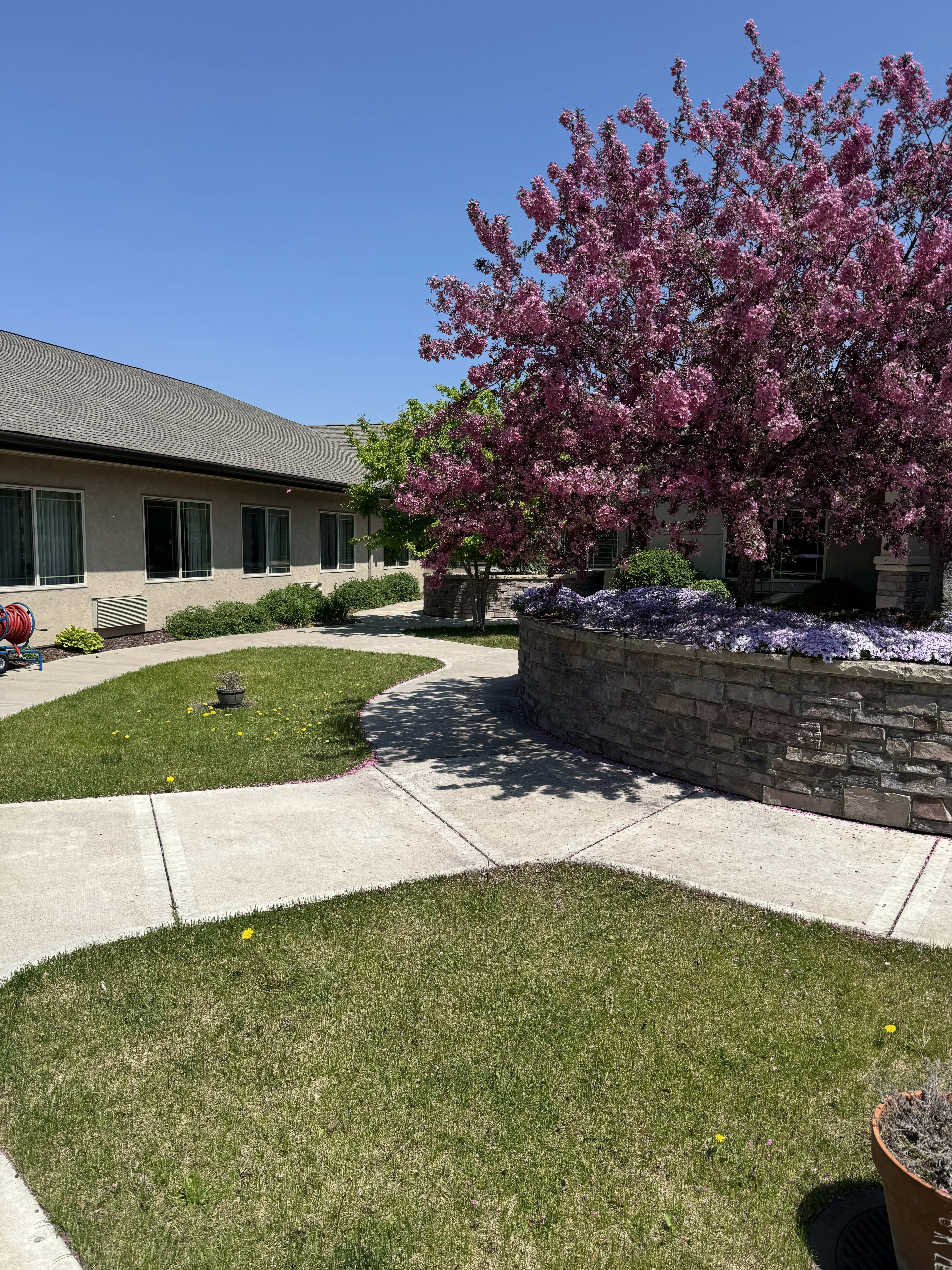 Edgemont Place