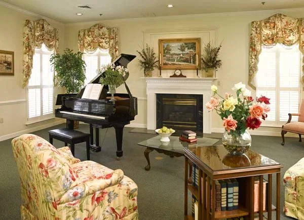 FOREST LAKE MANOR