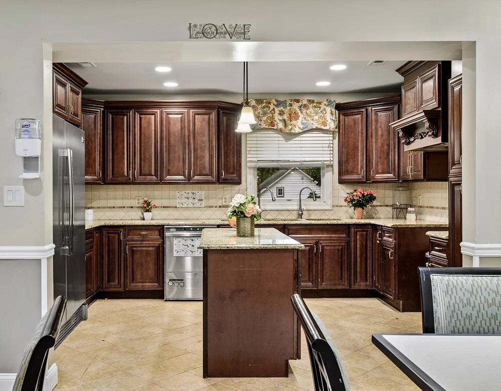 FOX TRAIL MEMORY CARE LIVING AT MONTVILLE