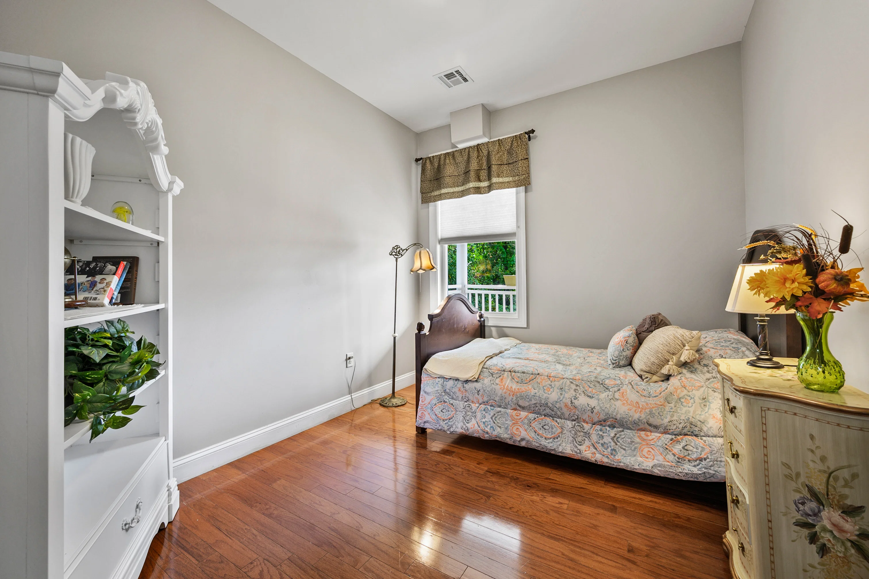 Fox Trail Memory Care Living at South River - Memory Care photo