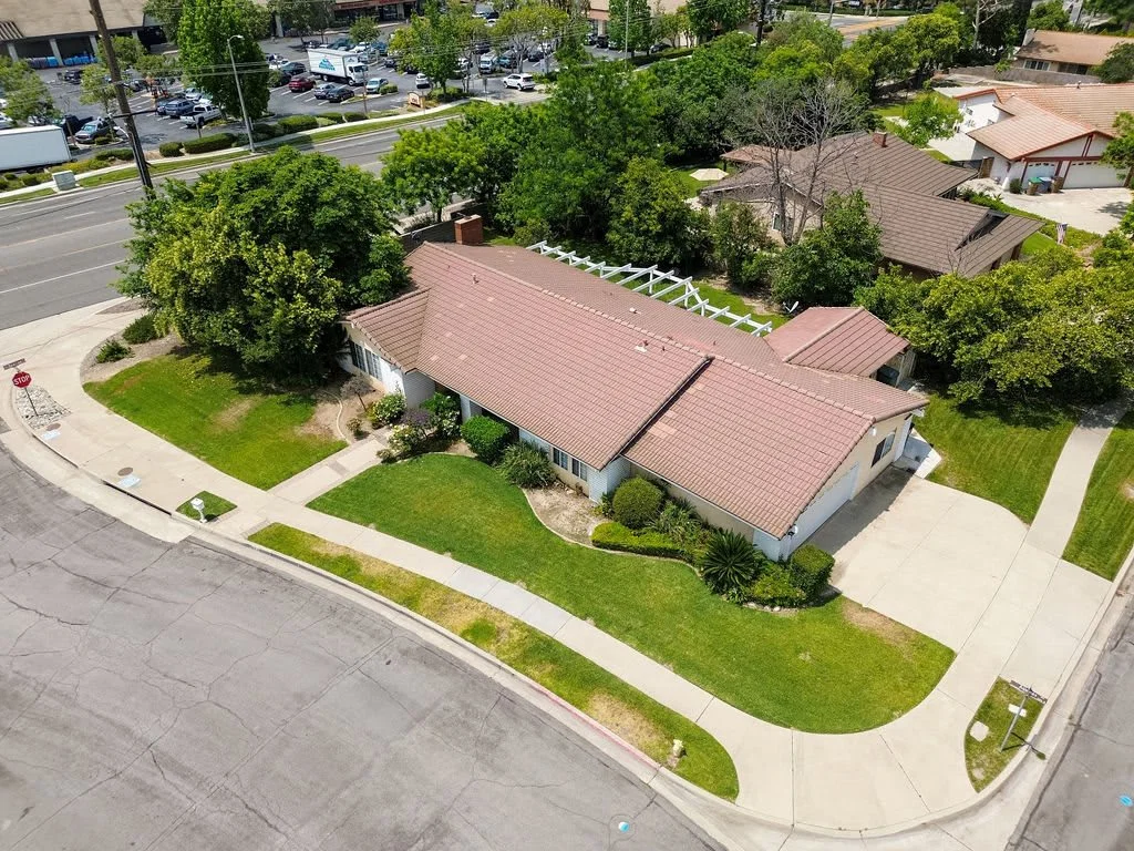 Genesis Manor II