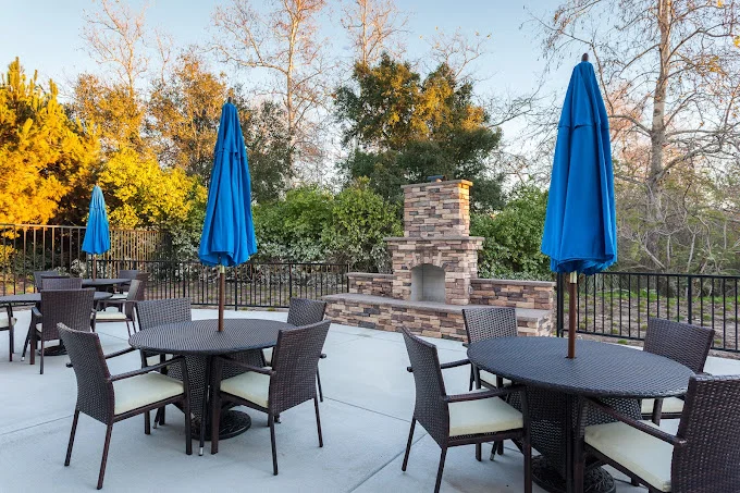 GRANVIDA SENIOR LIVING