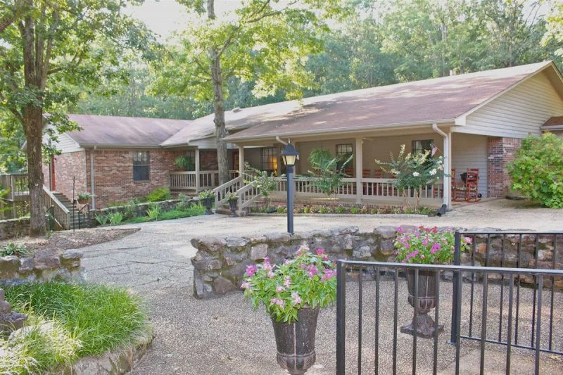 Green Oaks Inn - Memory Care photo