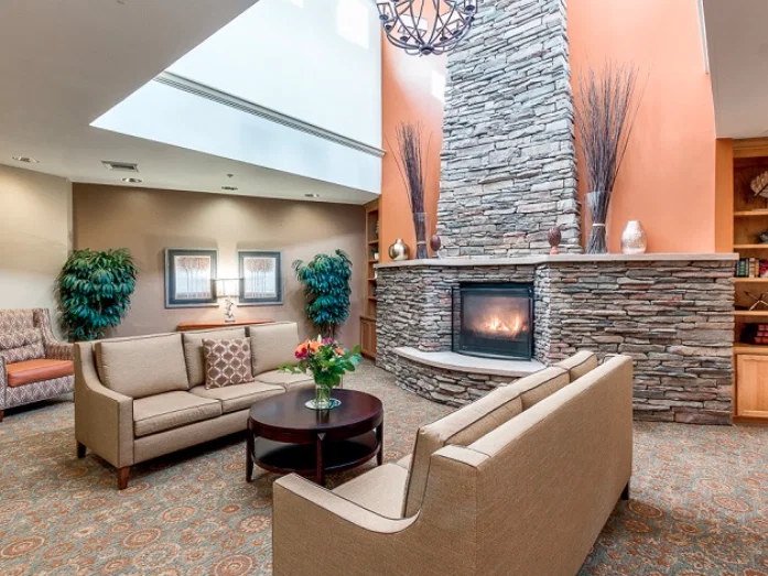 HAWTHORN COURT AT AHWATUKEE