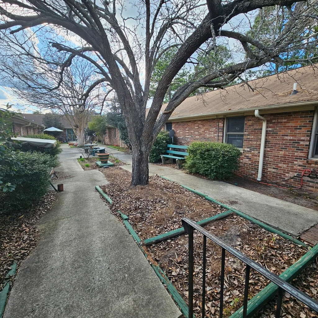 HIGHLANDS SENIOR LIVING GASTON
