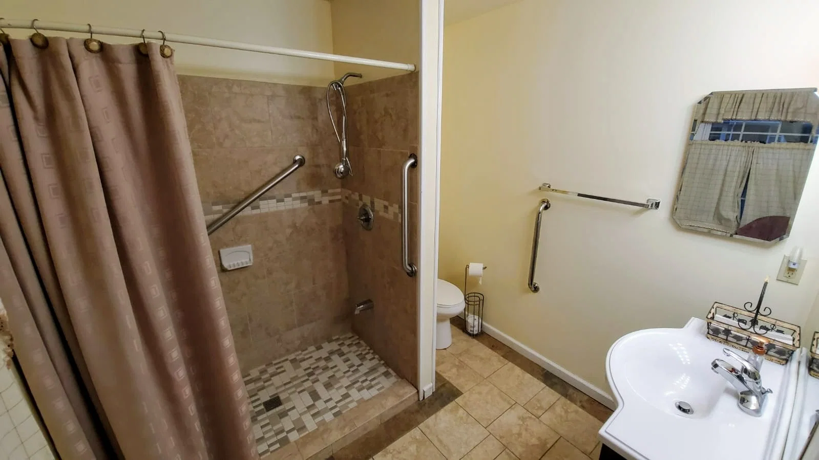 HOMECREST ASSISTED LIVING