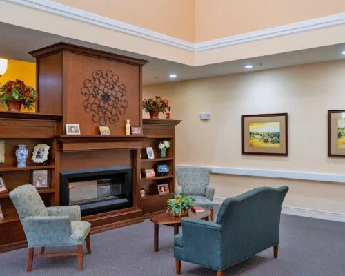 HUNT TRACE SENIOR LIVING