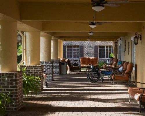 HUNT TRACE SENIOR LIVING