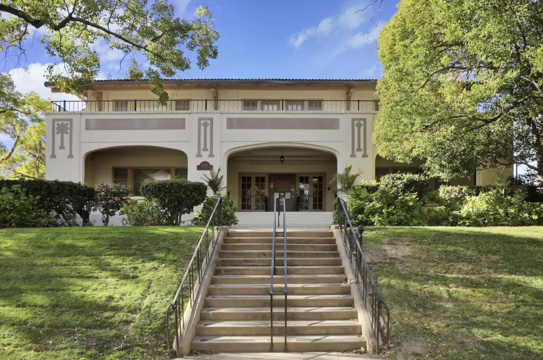 IVY RIDGE ASSISTED LIVING