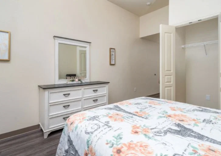 IVY SPRINGS SENIOR LIVING