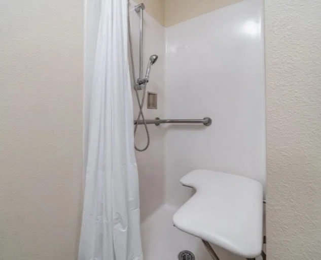 IVY SPRINGS SENIOR LIVING