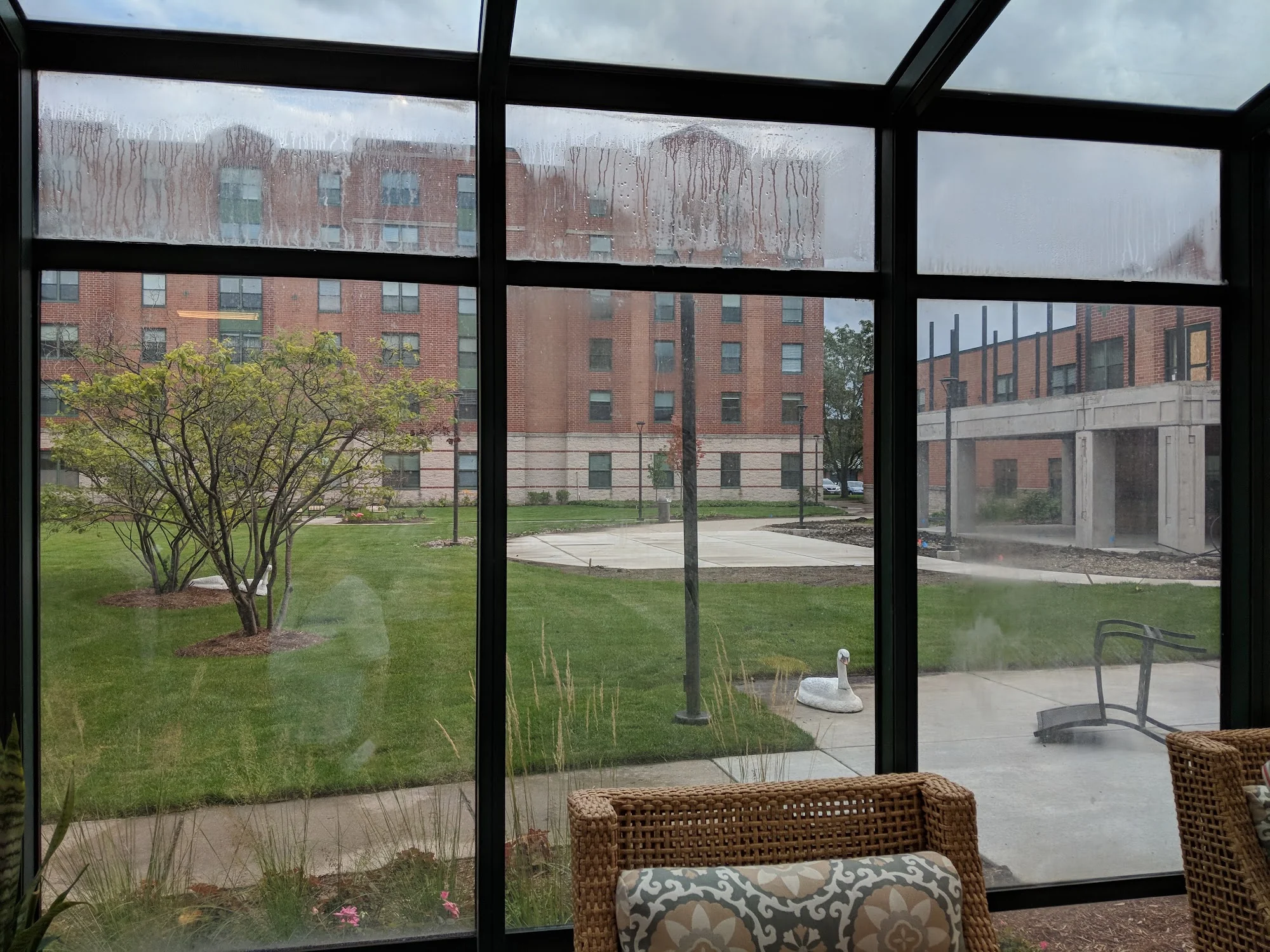 Lincolnwood Place