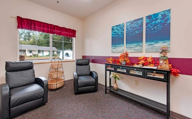 MEMORY CARE AT THE LODGES