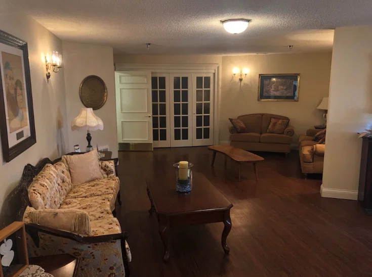 MOUNTAIN MEMORIES ASSISTED LIVING & MEMORY CARE