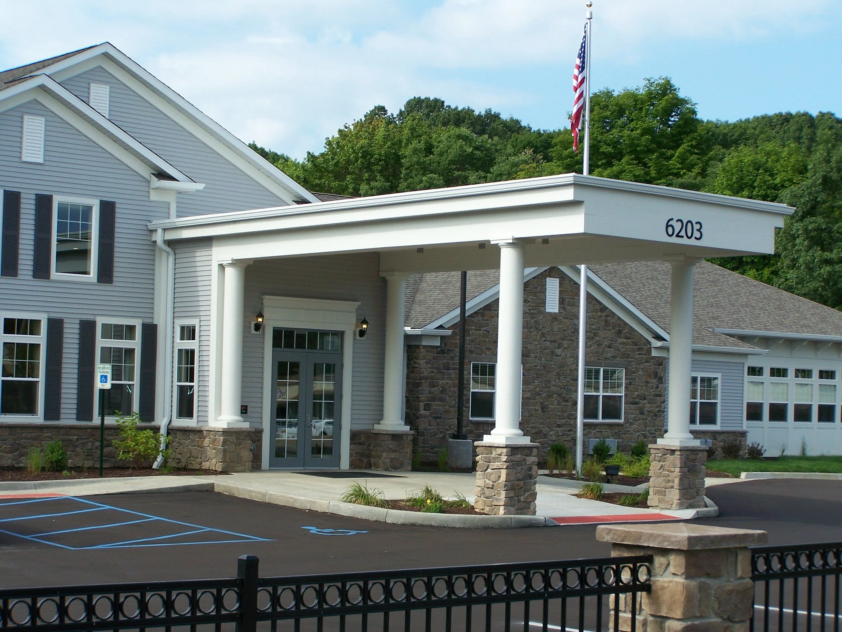 NORTH WOODS VILLAGE MEMORY CARE ASSISTED LIVING OF KALAMAZOO