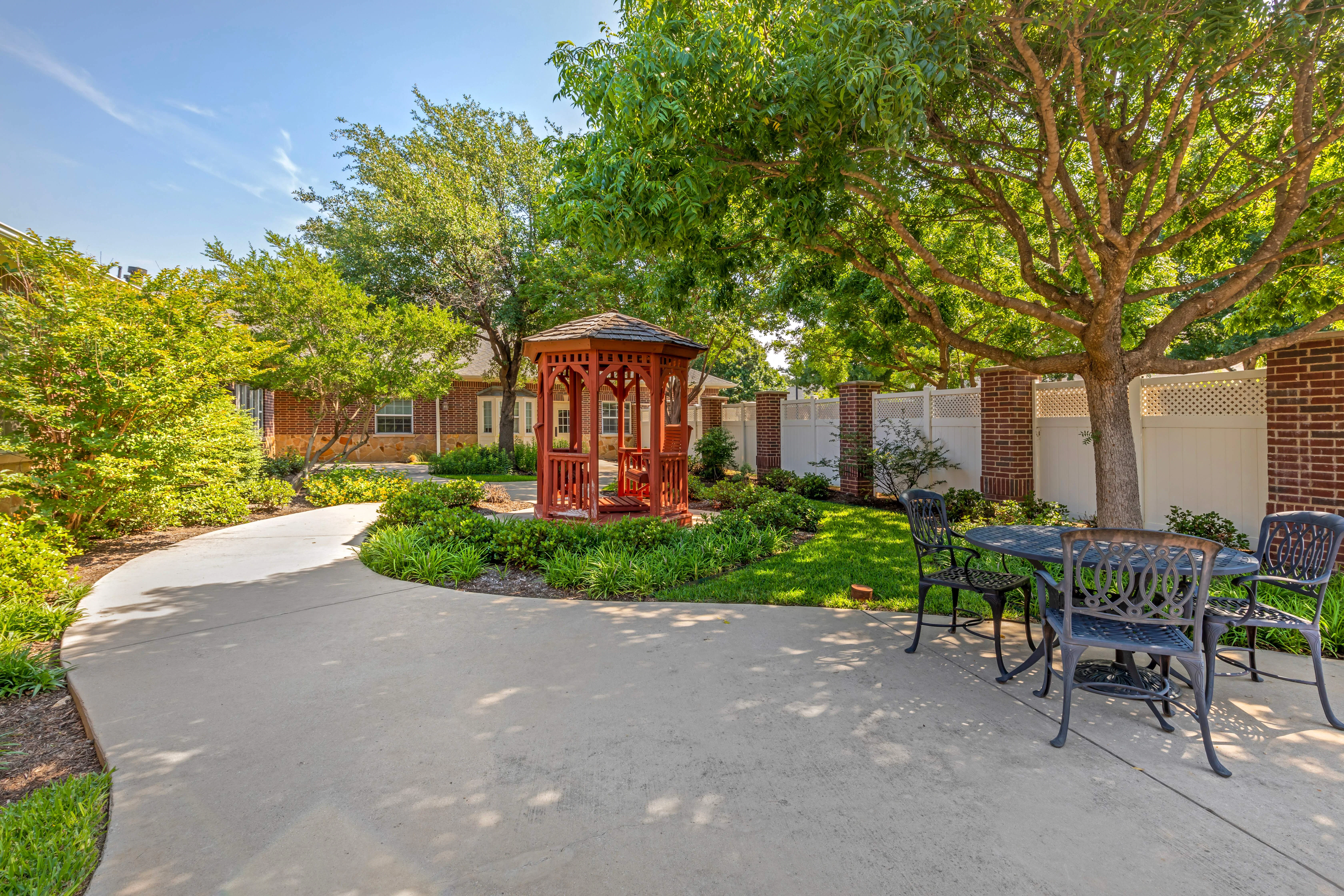 OAK RIDGE ALZHEIMER’S SPECIAL CARE CENTER