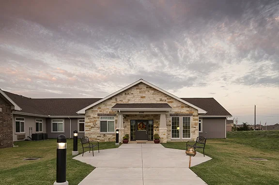 OXFORD GLEN SACHSE