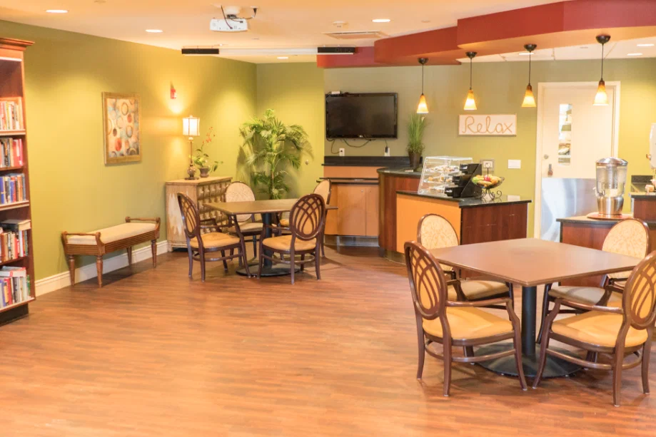 PARAMOUNT SENIOR LIVING AT PETERS TOWNSHIP