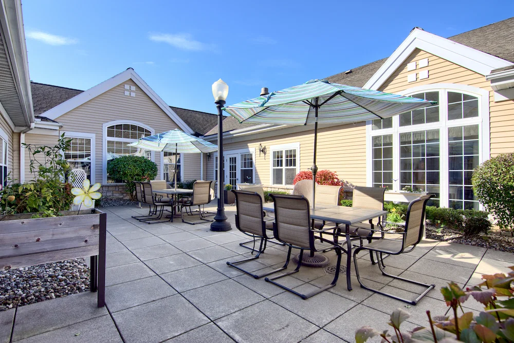 PEREGRINE SENIOR LIVING AT CLIFTON PARK