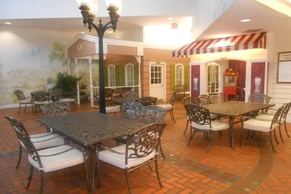 PEREGRINE SENIOR LIVING AT CLIFTON PARK