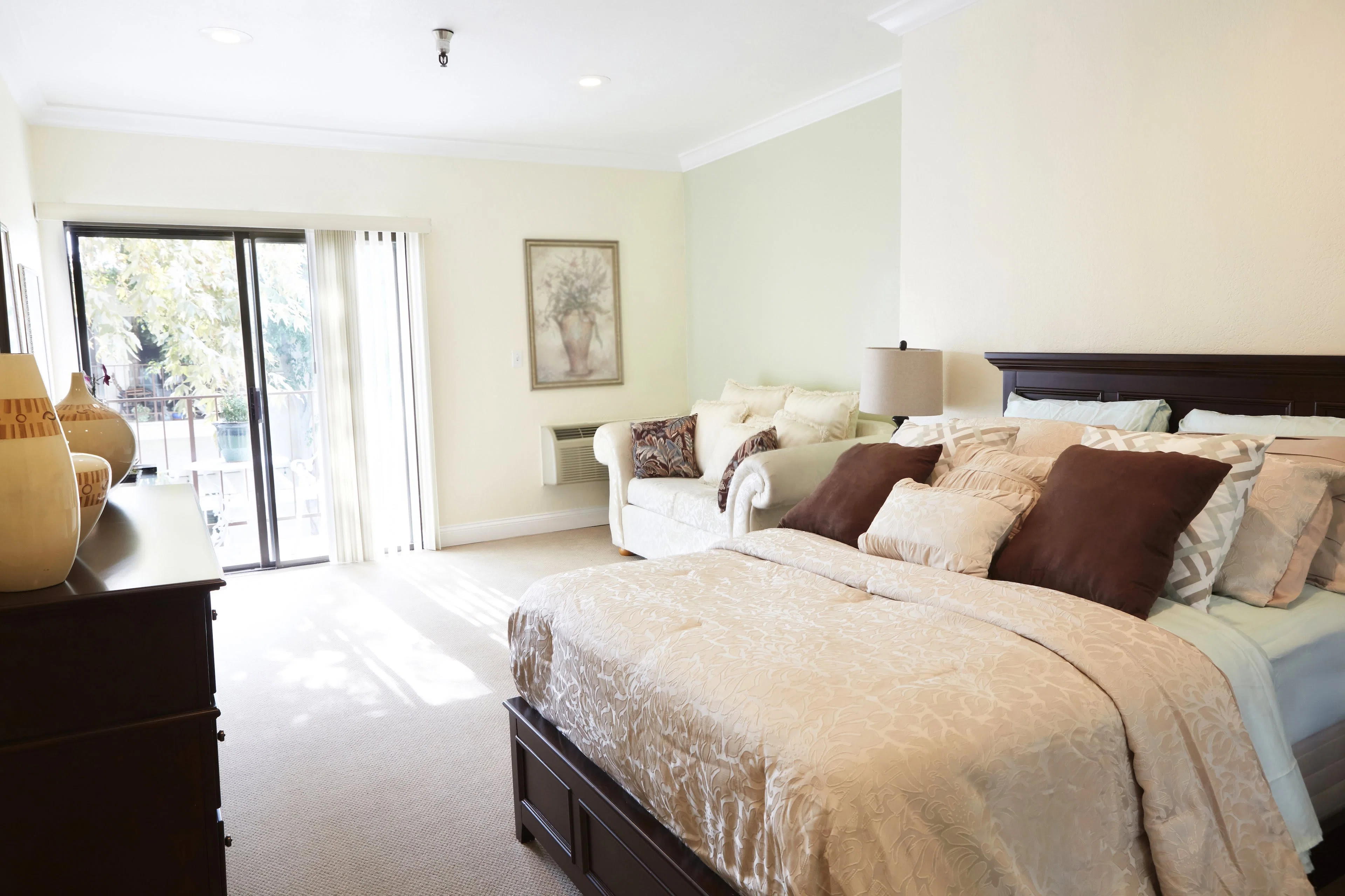 Regency Park Oak Knoll