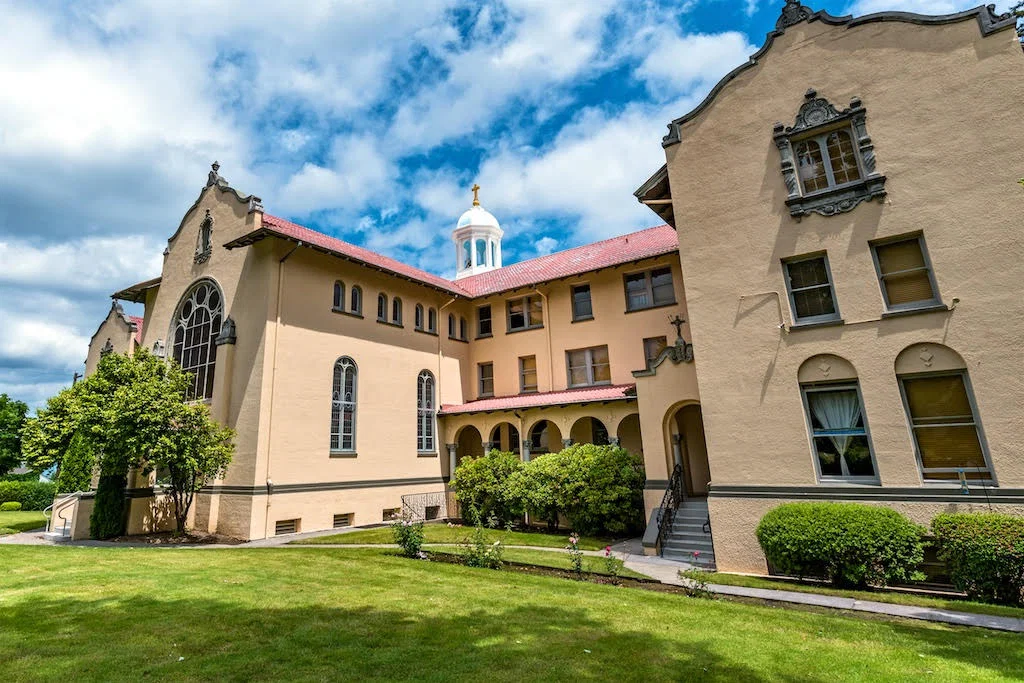 ST. ANDREWS MEMORY CARE
