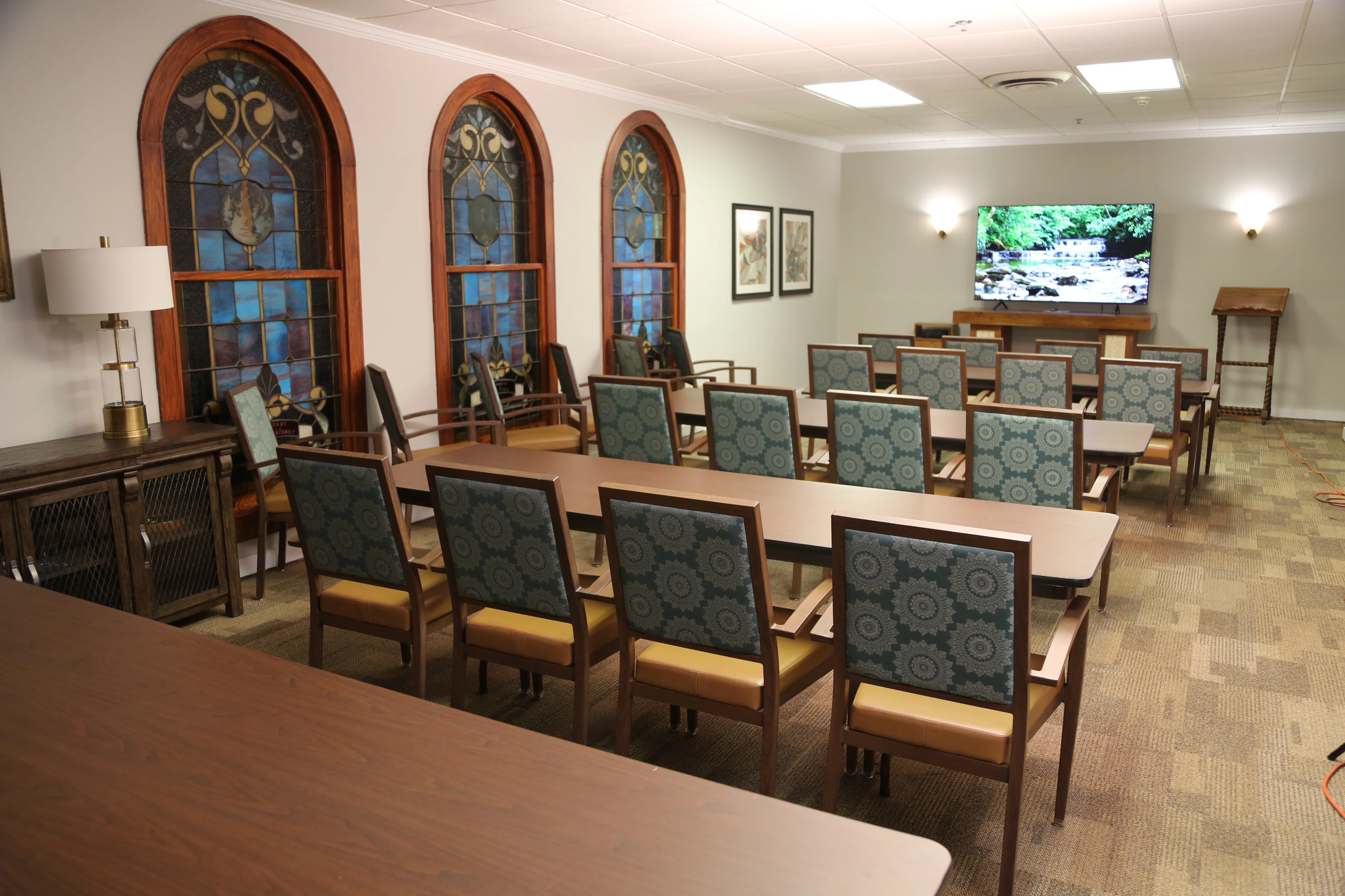 ST. LOUIS HILLS ASSISTED LIVING AND MEMORY CARE