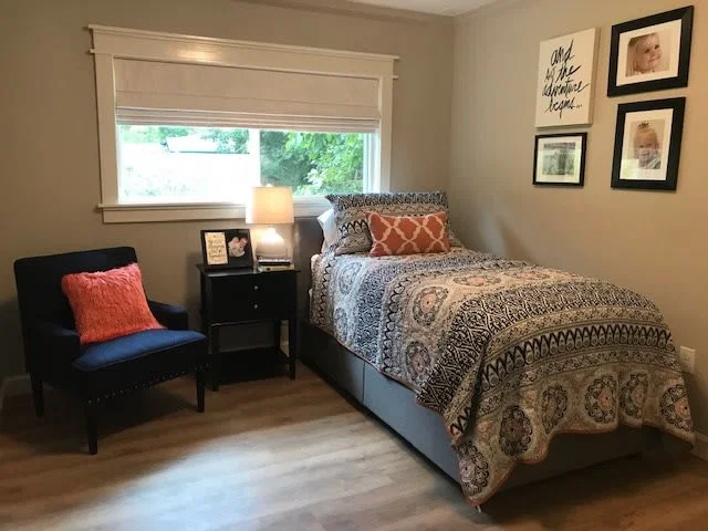 STERLING OAKS ASSISTED LIVING MEMORY CARE