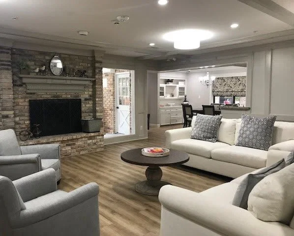 STERLING OAKS ASSISTED LIVING MEMORY CARE